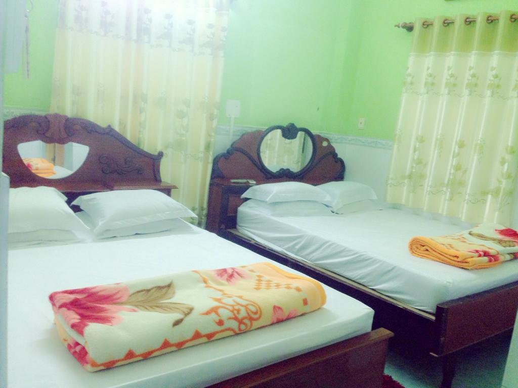 Phu Thong Hotell Chau Doc Rum bild
